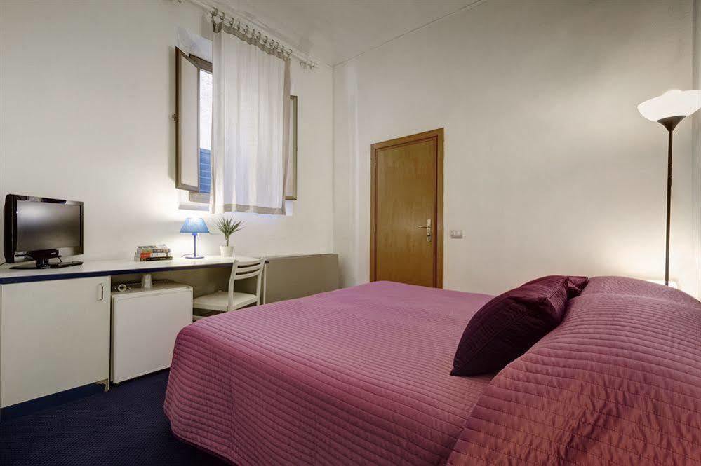 Hotel Il Poeta Dante 佛罗伦萨 外观 照片
